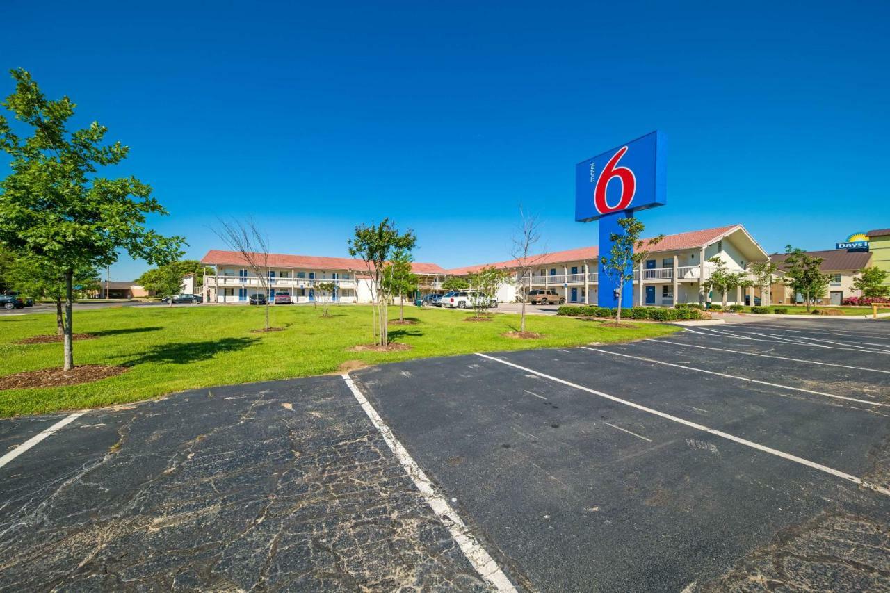Motel 6-Dallas, Tx - Farmers Branch Exterior photo